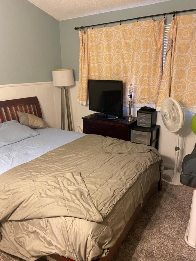 Homestay Comfy Cozy On Quiet Cul-de-sac Los Angeles